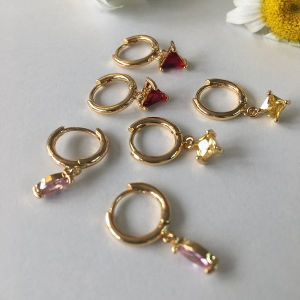 Zirkon Taşlı Geometrik Çok Renkli 6 lı Minimal Set Küpe
