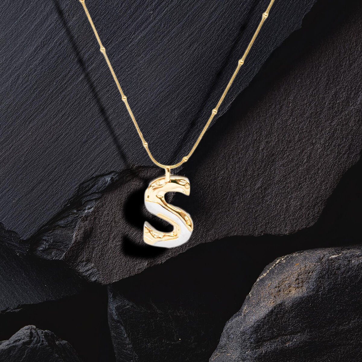Gold Ve Gümüş Renkli Çelik Harf Kolye