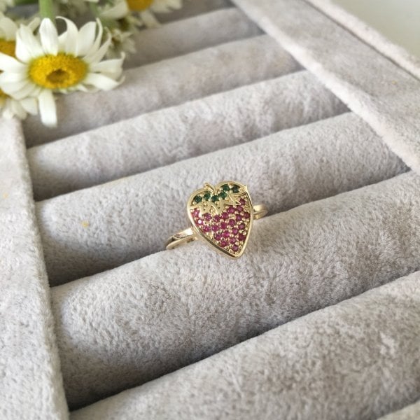 Full Zirkon Taşlı Çilek Yüzük